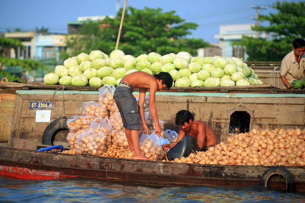 Chợ nổi Cái Răng