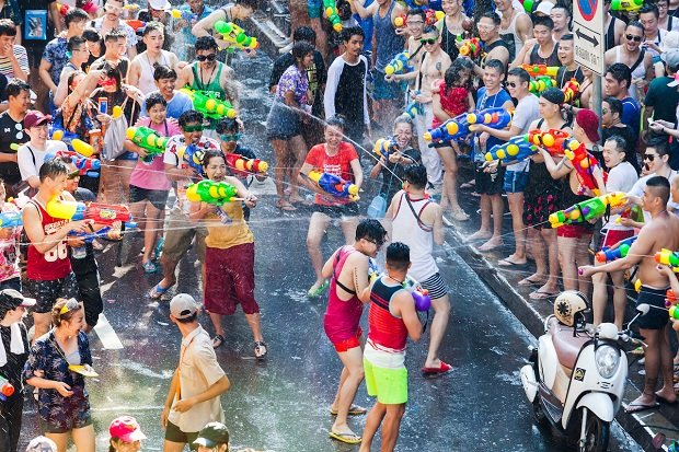 Lễ hội té nước Songkran