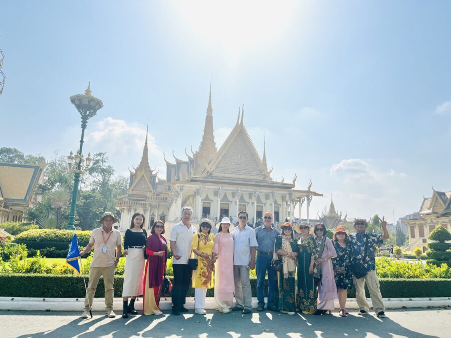 Hoàng Cung Campuchia - Sea Travel