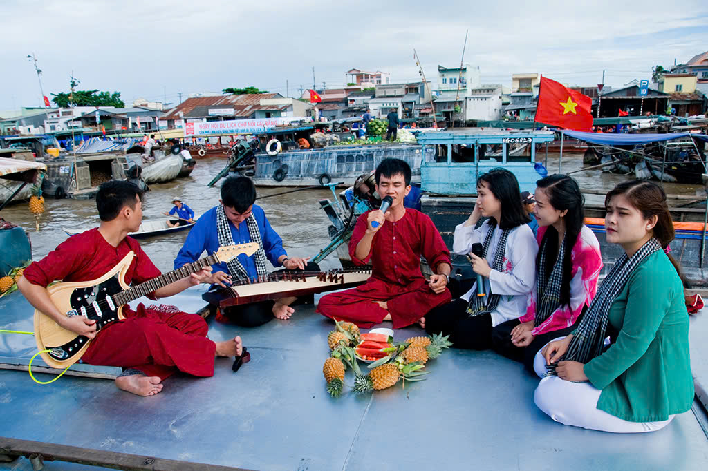 Chợ nổi Cái Răng