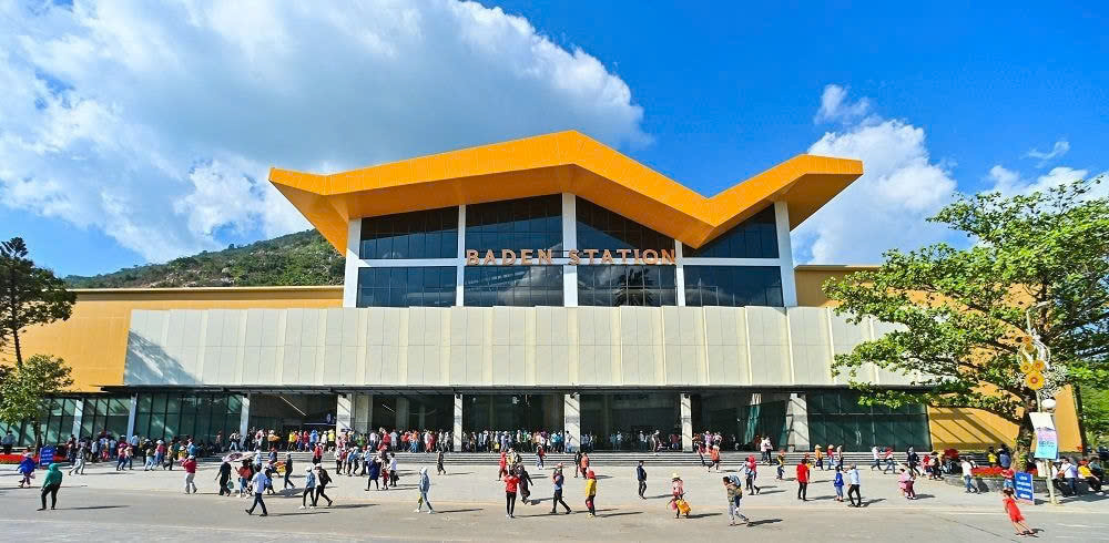 Núi Bà Đen
