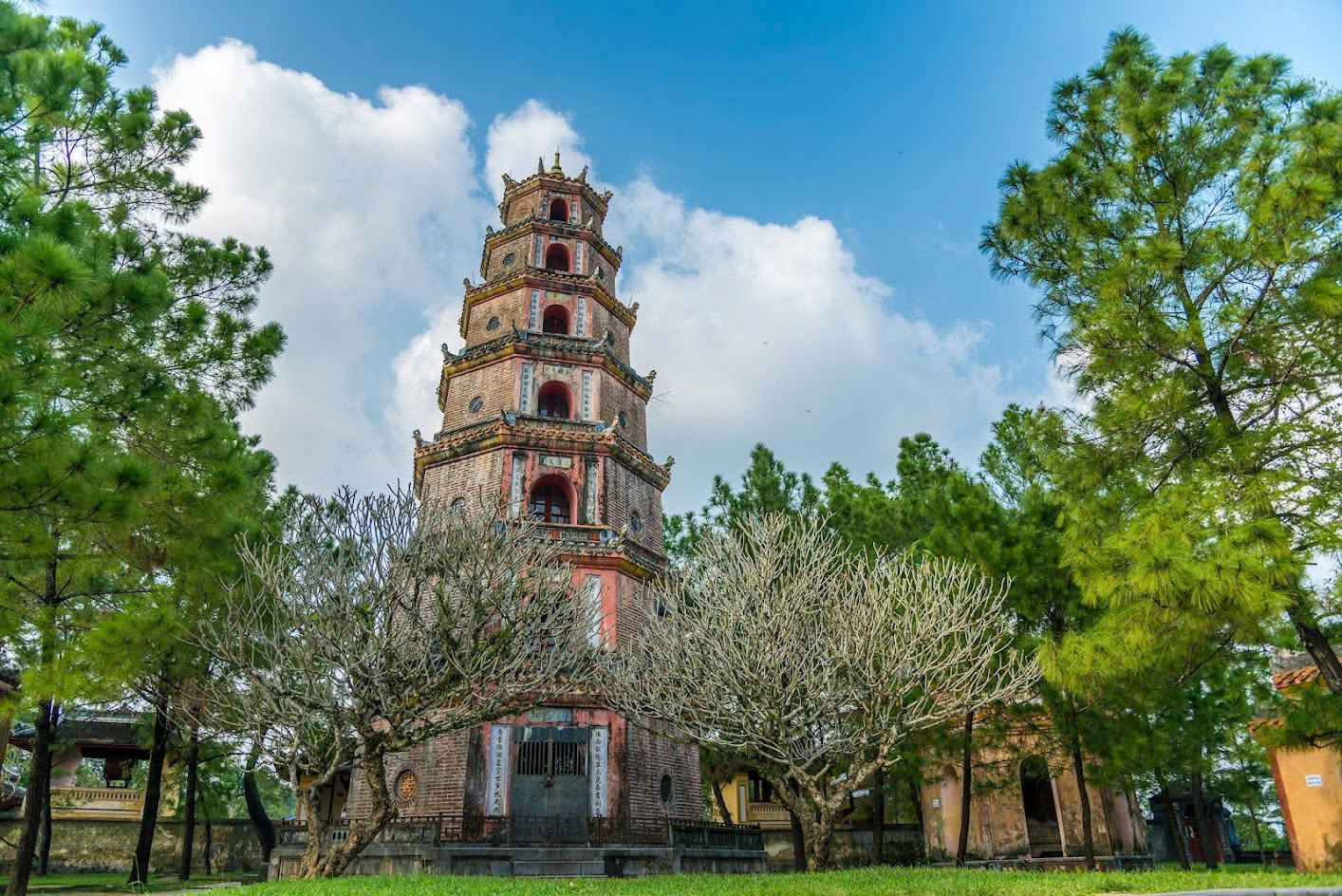 Chùa Thiên Mụ