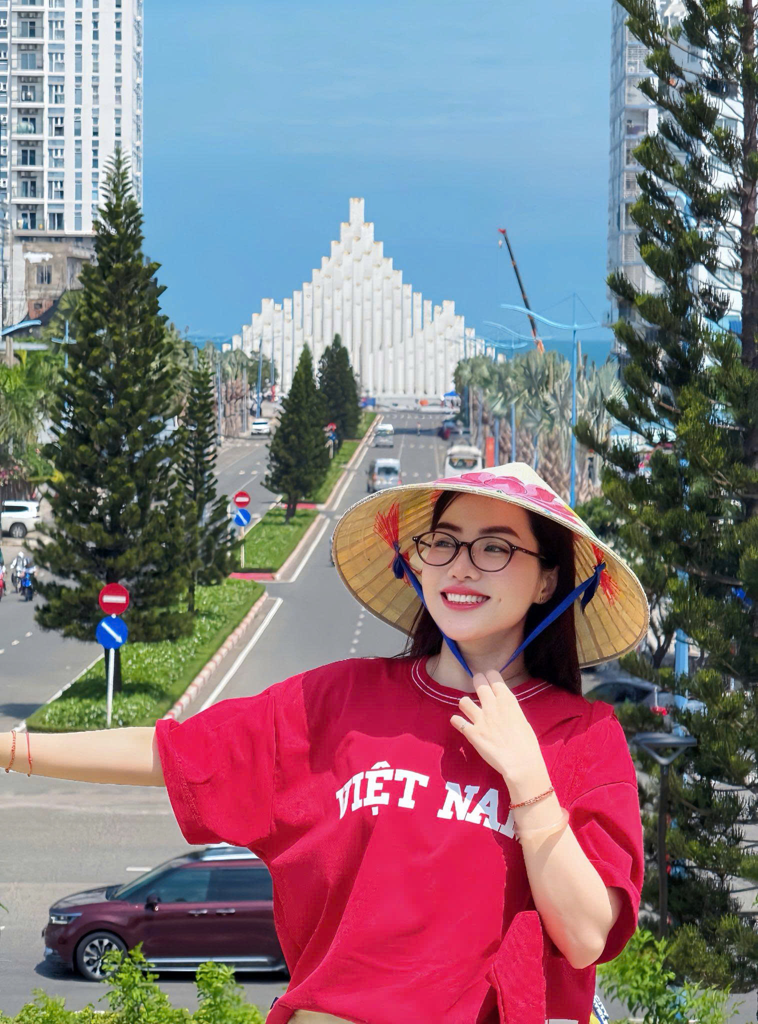 THÁP TAM THẮNG