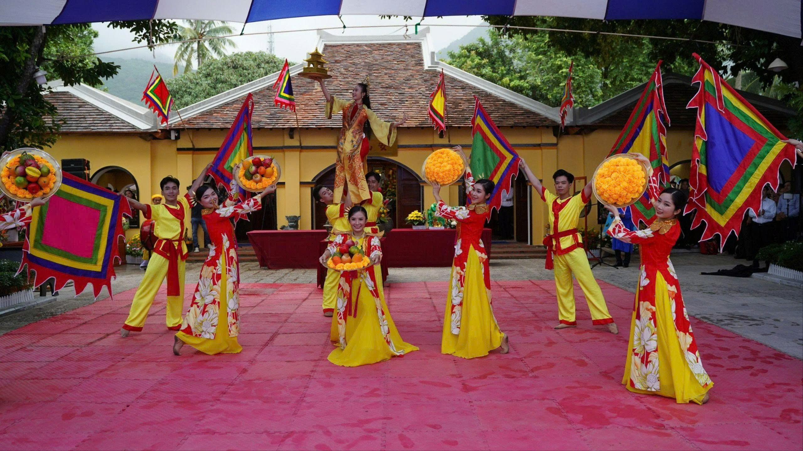 LỄ GIỖ BÀ PHI YẾN