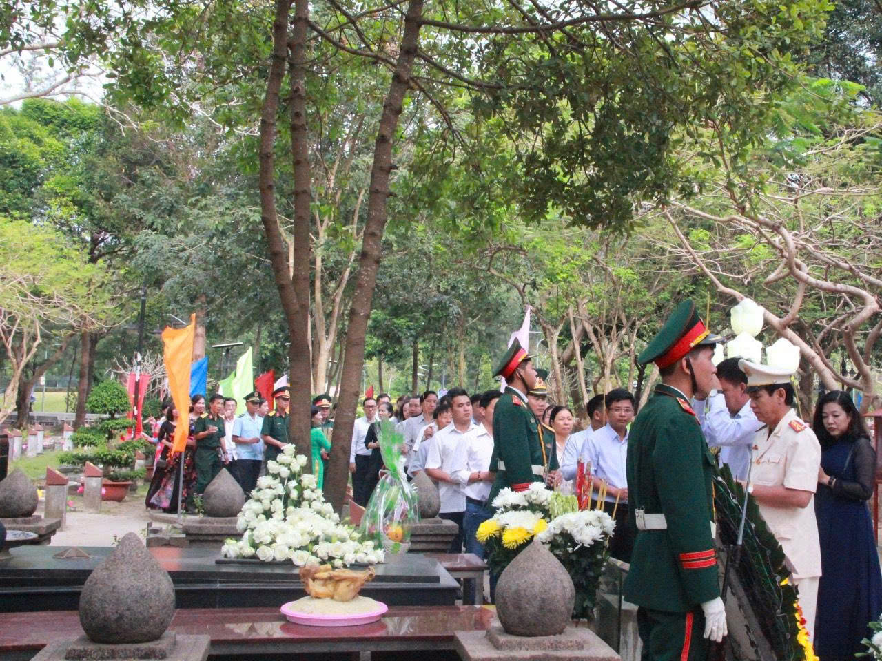 LỄ GIỖ CÔ VÕ THỊ SÁU